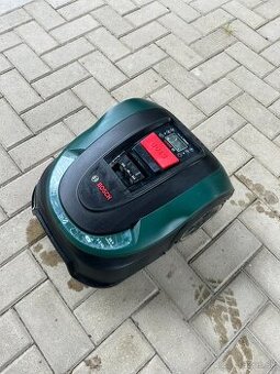 Robotická kosačka Bosch Indego M 700