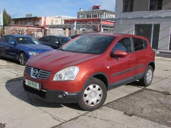 Nissan Qashqai 2.0 dCi Acenta 4x2 - splátka 105,-€