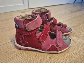 Detské kožené sandálky s ortopedickou vložkou vd 18.5cm