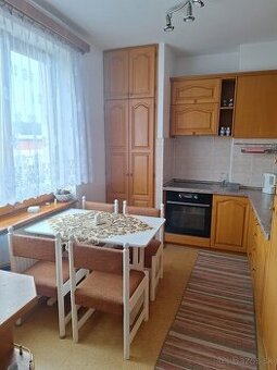 3-izbový byt s balkónom na Štefánikovej ulici vo Svite