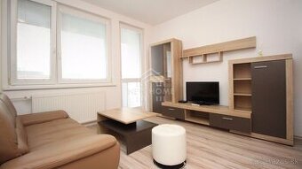 KOŠICKÁ 1,5 iz. byt, balkón 7 m2, KLIMATIZÁCIA, WIFI + piv - 1