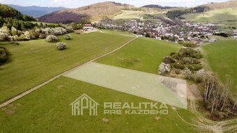 Nádherný investičný pozemok v Ovčiarsku