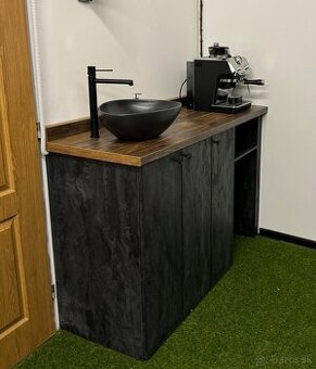 Kuchynská linka s umývadlom