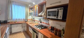 Exkluzívne na predaj - kompletne zrekonštruovaný 3...