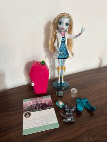 Frankie Stein a Lagoona Science lab monster high