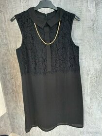 Čierne šaty s čipkou a golierikom