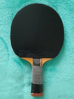Raketa na stolný tenis