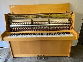 Klavir,piano zn. Yamaha