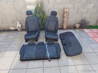 Sedadlá na Opel Corsa D