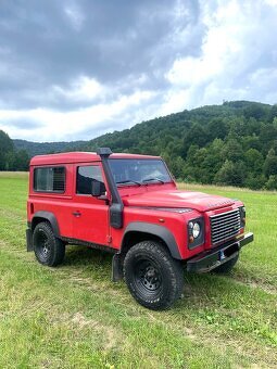 Land Rover Defender 90