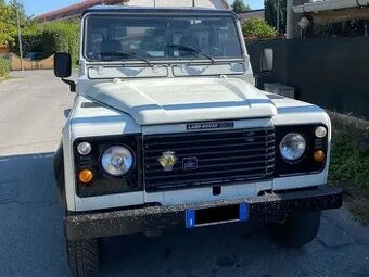 Predám Land Rover Defender 2,5 TD