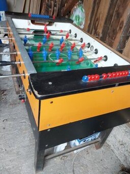 Kalceto stolny futbal