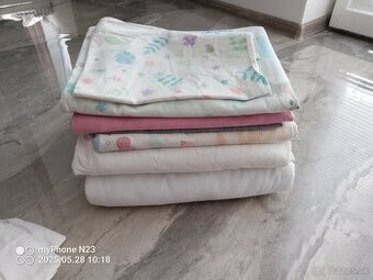 Vankúš, paplón a 3x návliečky