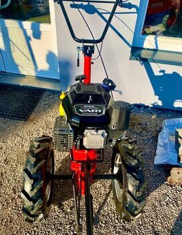 Predám terra,vari malotraktor motor Kohler CV224 4 takt