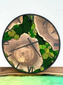 Machové hodiny s orechovým drevom 60cm Orechové hodiny