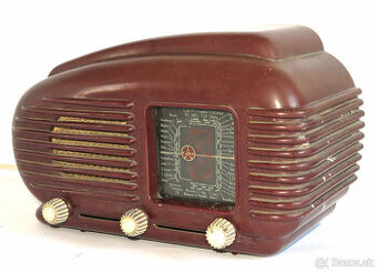 Elektrónkové bakelitové rádio Tesla Talisman 308U