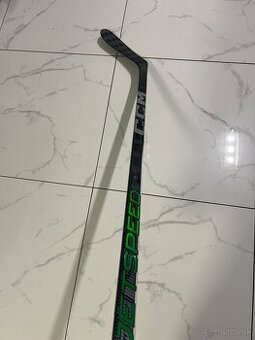 Nova hokejka CCM jetspeed ft6 pro