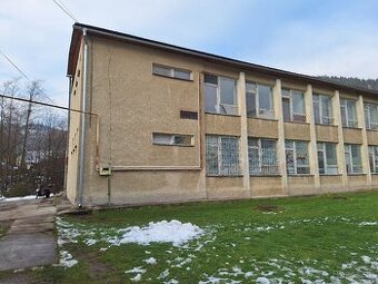 Realizácia fasády, cca 700 m2, Lazy pod Makytou