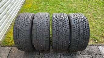 Sada 4ks: zimné pneu 255/40 R20 dezén 5,3-6,3mm
