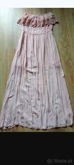 Pudrovo ružové maxišaty