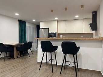 Na prenájom zrekonštruovaná časť RD