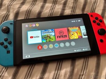 Nintendo Switch (2017)