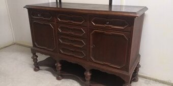 Starožitná masivna komoda - 1