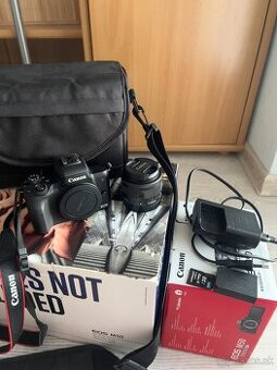 Canon EOS M50 (EF-M 15–45mm IS STM) bezzrkadlovka, 4K video