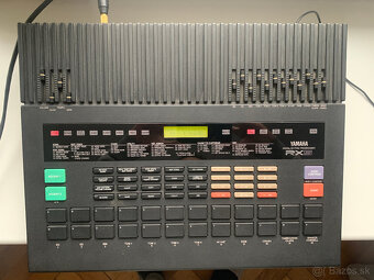 YAMAHA RX5 drum machine