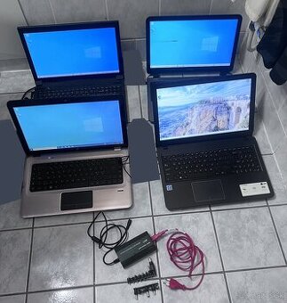 4x notebooky + univerzalna nabijacka