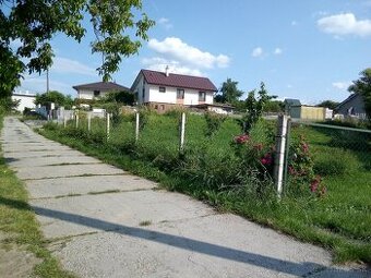 Predám peknú veľkú záhradu