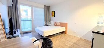 Pekná Garsónka, REKONŠTRUKCIA, BALKÓN, Zuzany Chalupovej, Pe