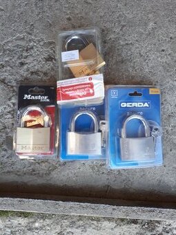 Kladky na garáž brány a kontajnery