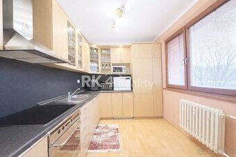 RK4 - REZERVOVANÉ -  NA PREDAJ  3izbový byt   LATORICKÁ   BR