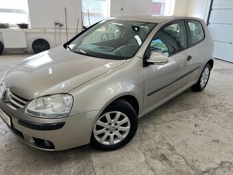 Volkswagen Golf 1.6i 85KW COMFORTLINE ISOFIX KLIMA SERVISKA