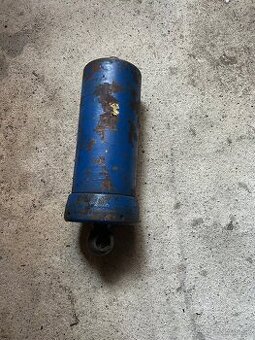 Hydraulický piest, kiper, mailer