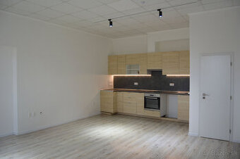 Priestor, kancelária na prenájom - 1