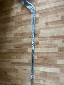 Sher-Wood kompozitové hokejka