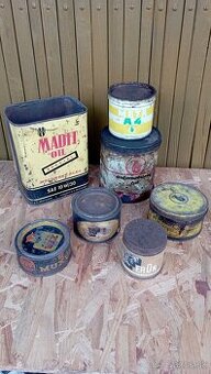 Staré plechovky od oleja...
