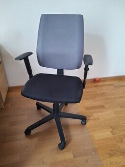 Kancelarska stolicka