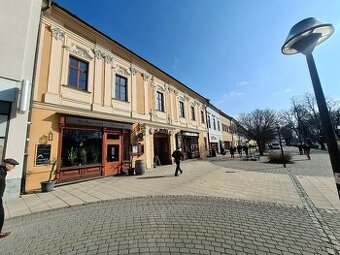 Priestory na prenájom priamo na námestí – Spišská Nová Ves