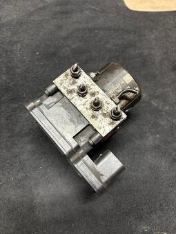 ABS kocka Škoda Octavia