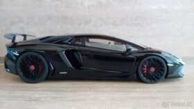 Lamborghini aventador sv kyosho 1:18