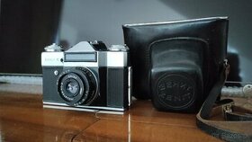 Starý fotoaparát Zenit E next