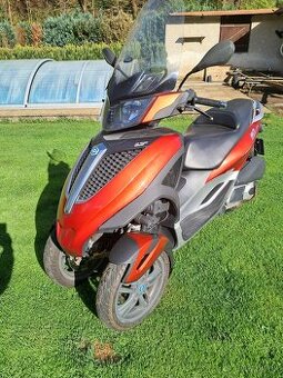 Predam PIAGGIO MP3 300 , YOURBAN ,,B" vodičák