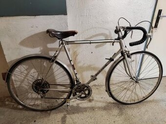 Zberatelsky bicykel favorit s povodnym prislusenstvom