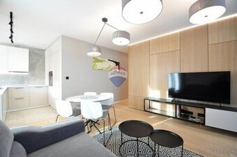 REZERVOVANÉ PREDAJ, DE LUXE 2-izbový byt, 62 m2, Svit, U