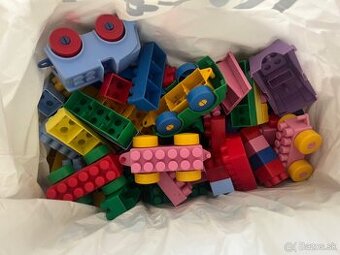 Stavebnica “Lego duplo” dve plne tasky
