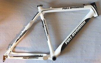 Predám starší MTB karbonový bicyklový rám Full Dynamix