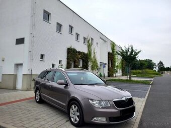 Škoda  Superb combi 2.0 TDI Elegance R.V.2011